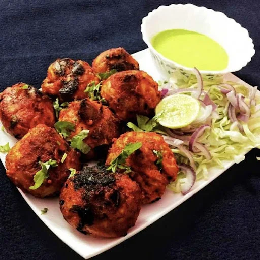 Cheesy Mushroom Tandoori Momos