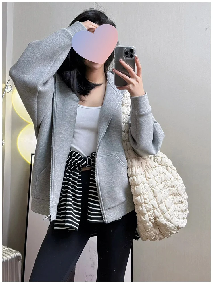 Title 18, Lichtgewicht en Ruime Crossbody Tas met Ruitvor...