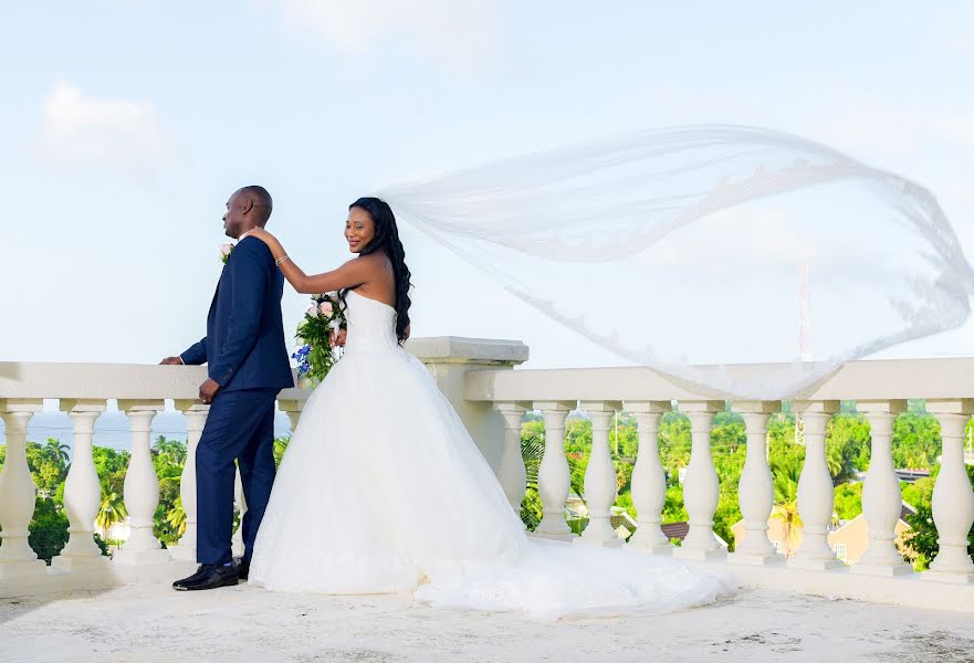 Fotografo di matrimoni Jason Barnett (tusonphotography). Foto del 26 febbraio 2018