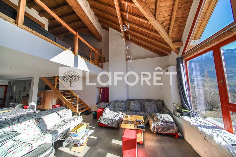 Vente appartement 6 pièces 164.69 m² à Réotier (05600), 455 000 €