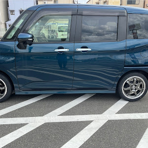 ルーミーカスタム