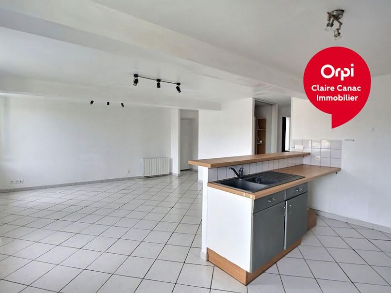 Location  appartement 2 pièces 63 m² à Castres (81100), 630 €