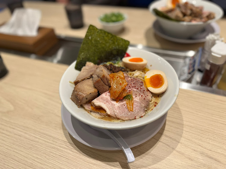 エルグランドのラープチ・極濃鷄白湯らーめん・キラメキノトリに関するカスタム事例の投稿画像2枚目