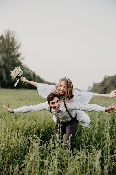 Fotógrafo de casamento Mariya Zhandarova (mariazhandarova). Foto de 8 de agosto 2020