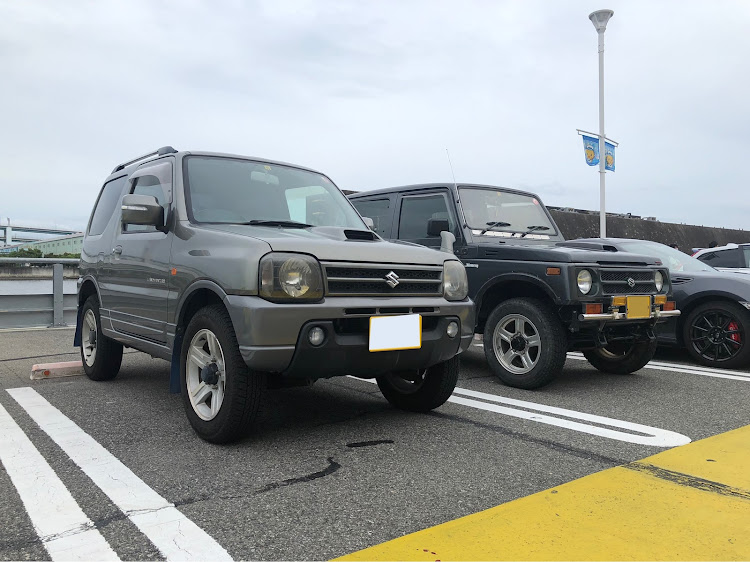 ジムニーのジムニー納車・エルグランドE52・2台持ちは辛いよ・車のために頑張って働くに関するカスタム事例の投稿画像1枚目