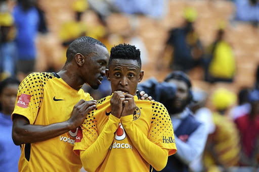 Kaizer Chiefs' veteran striker Bernard Parker (L) has advised his want-away teammate Pule Ekstein during a match.