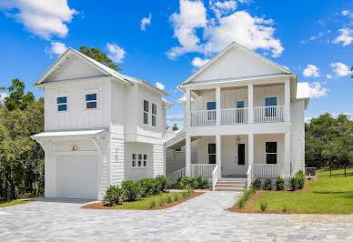 House with pool and terrace 17