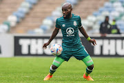 Makhehlene Makhaula, who signed a pre-contract with the Buccaneers, has been given the blessing to move to Johannesburg by Usuthu and join his new teammates.