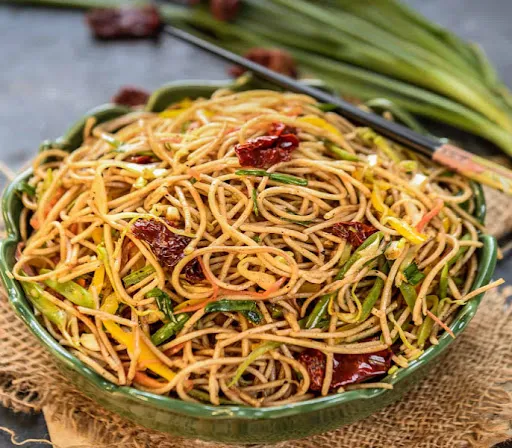 Egg Chilli Garlic Noodles