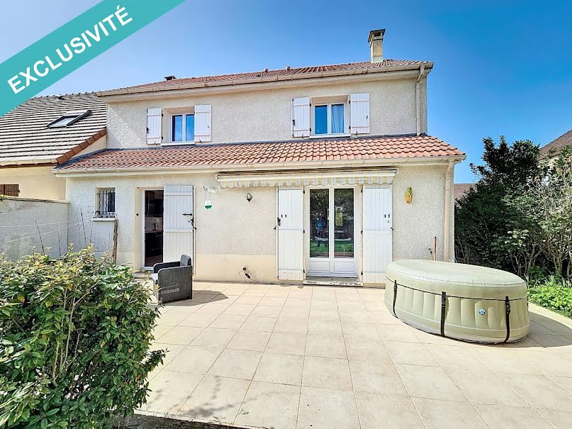 Vente maison 5 pièces 108 m² à Nangis (77370), 279 000 €