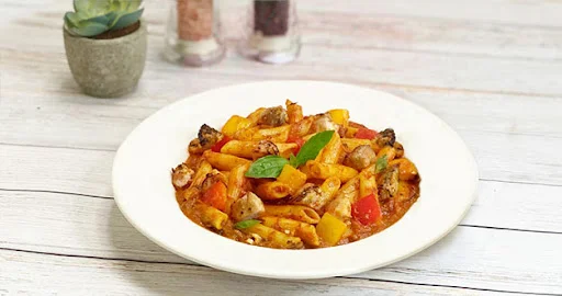 Chicken & Peppers Arrabiata Pasta