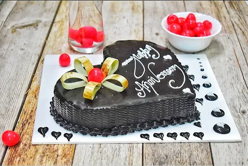 Eggless Chocolate Truffle Heart Shape Cake