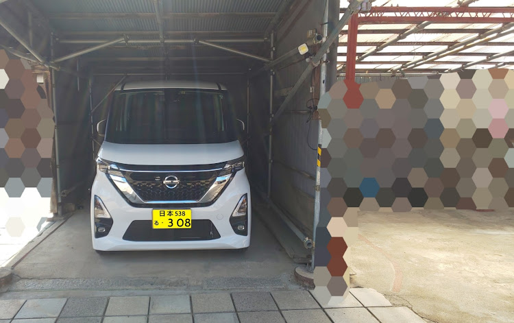 ルークスの#437・中古車情報､アウディ・トミカ・月と愛車のコラボ🌓🚗📸・土曜日の仕事は急遽休み🤣に関するカスタム事例の投稿画像2枚目