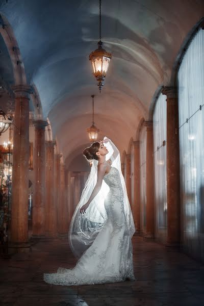 Wedding photographer Olesya Kotova (bmhdzdz). Photo of 7 August 2020