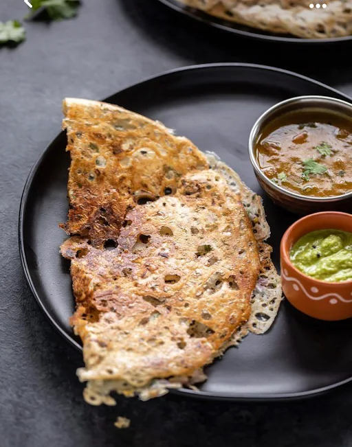 Rava Plain Dosai + Sambar, Chutney, Coconut Chutney & Gunpowder