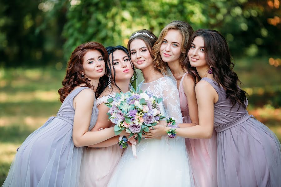 Wedding photographer Alena Maksimchuk (alenmax). Photo of 2 May 2019