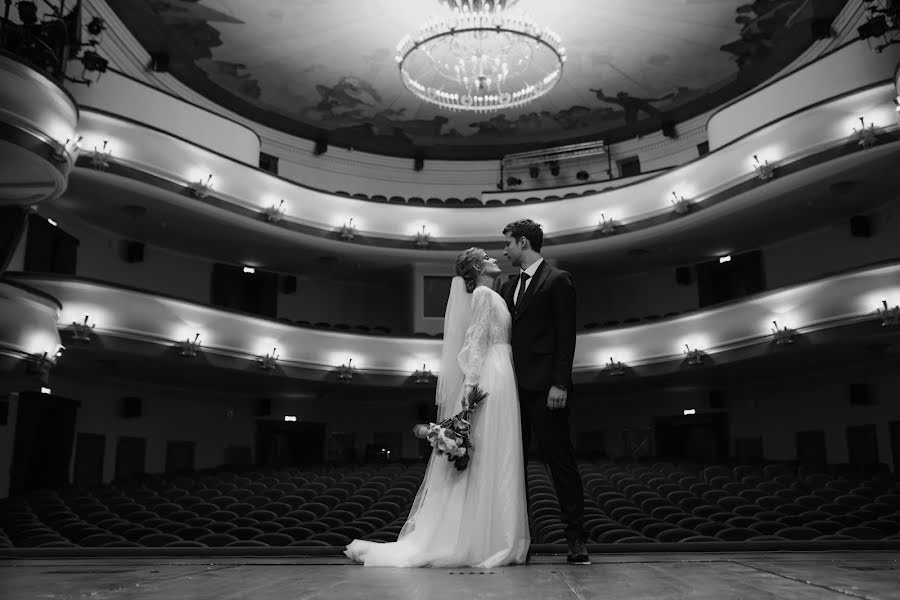 Fotógrafo de casamento Elena Nefedova (lenanefph). Foto de 19 de fevereiro