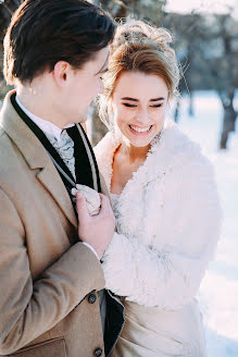 Wedding photographer Marina Voytik (voitikmarina). Photo of 27 January 2017