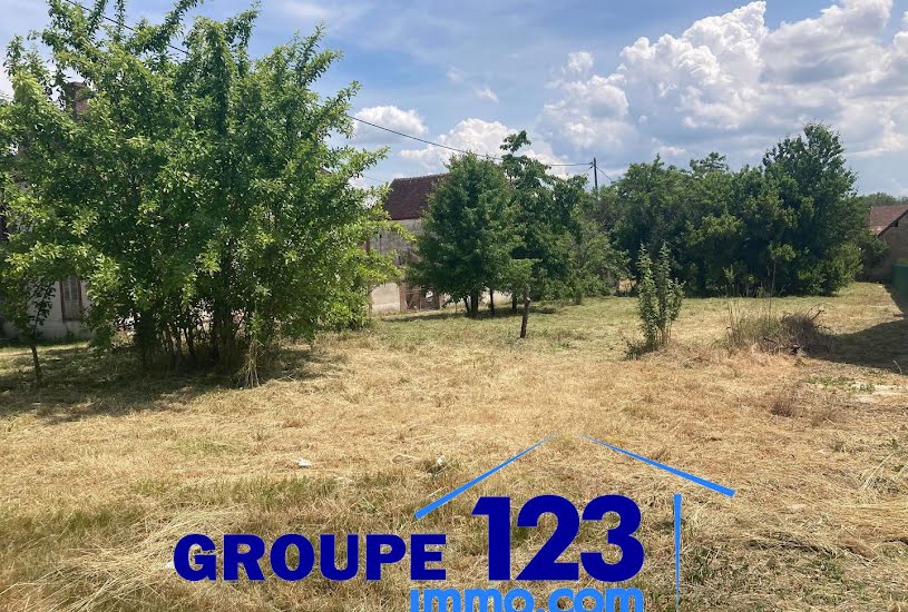  Vente Terrain à bâtir - 906m² à Poilly-sur-Tholon (89110) 