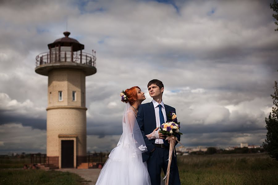 Fotógrafo de casamento Aleksandra Grabezhova (zaika). Foto de 1 de outubro 2015