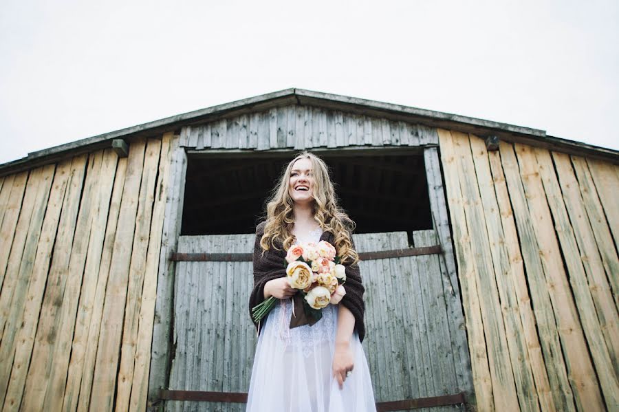 Fotógrafo de casamento Katya Chernyak (katyachernyak). Foto de 26 de dezembro 2015