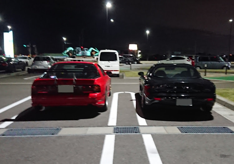 RX-7の赤×黒・FC×FD・夜コラボ・昼コラボに関するカスタム事例の投稿画像2枚目