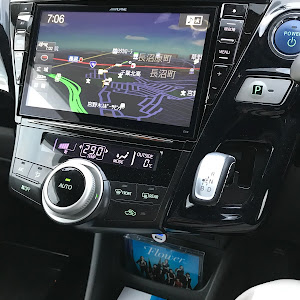 プリウスα ZVW41W