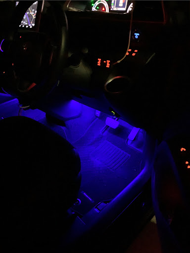 シエンタ Nhp170gのledテープ 足元ledに関するカスタム メンテナンスの投稿画像 車のカスタム情報はcartune
