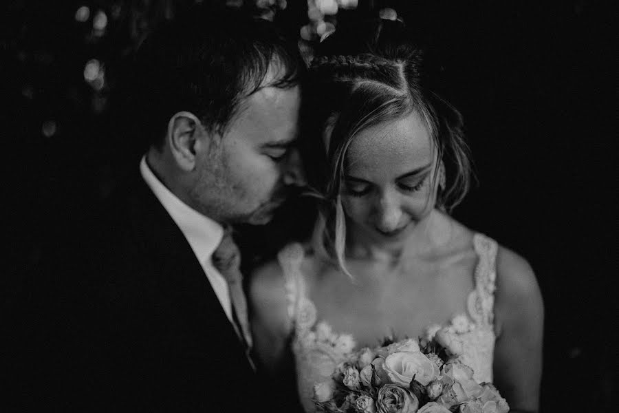 Fotografo di matrimoni Bernhard Stelzl (stelzl). Foto del 7 maggio 2019