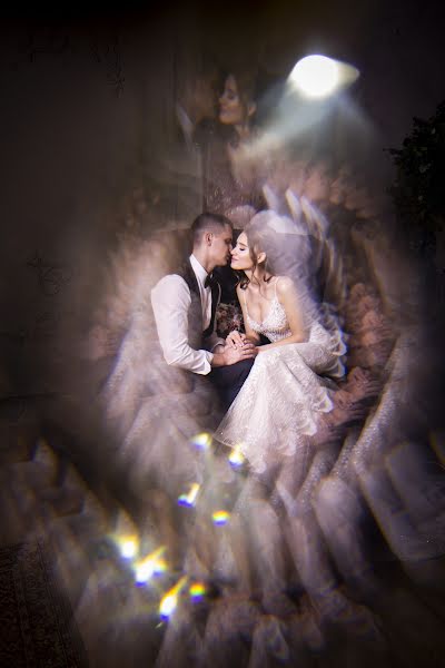 Fotógrafo de casamento Nadezhda Laguta (laguta). Foto de 15 de dezembro 2018