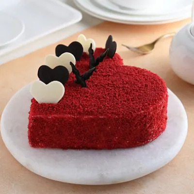 Eggless Lovely Heart Shape Red Velvet Cake [450 Grams]