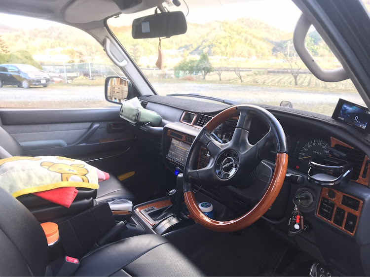 ランドクルーザー80の今年もお世話になりました・洗車納め・2019年を振り返るに関するカスタム事例の投稿画像1枚目