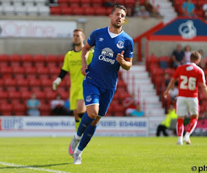 Mirallas pousse un ramasseur de balles