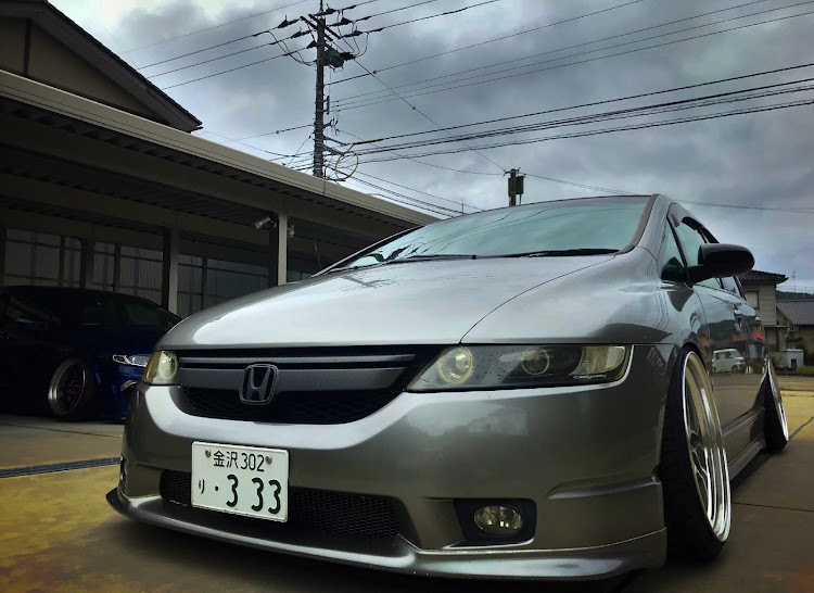 オデッセイの車高調・全塗装・純正・simplestyleに関するカスタム事例の投稿画像1枚目