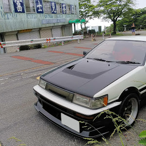 カローラレビン AE86