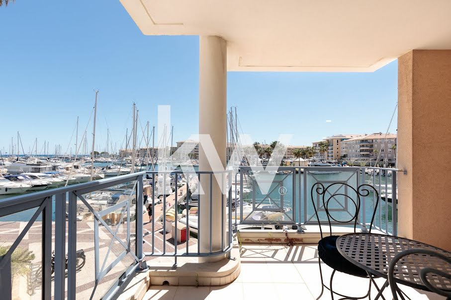 Vente appartement 4 pièces 95 m² à Frejus (83600), 474 000 €