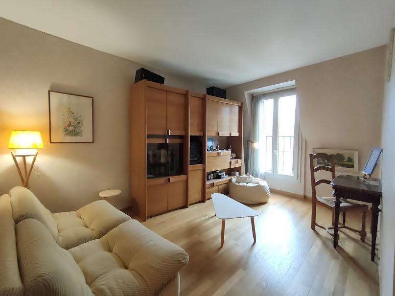 Vente appartement 3 pièces 45 m² à Paris 17ème (75017), 380 000 €