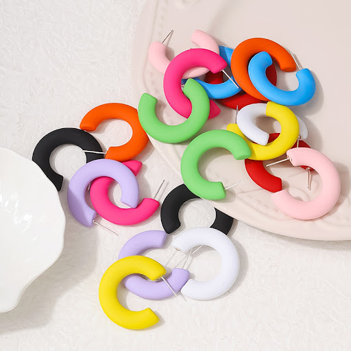 Title 4, Simple spray paint acrylic frosted surface earr...