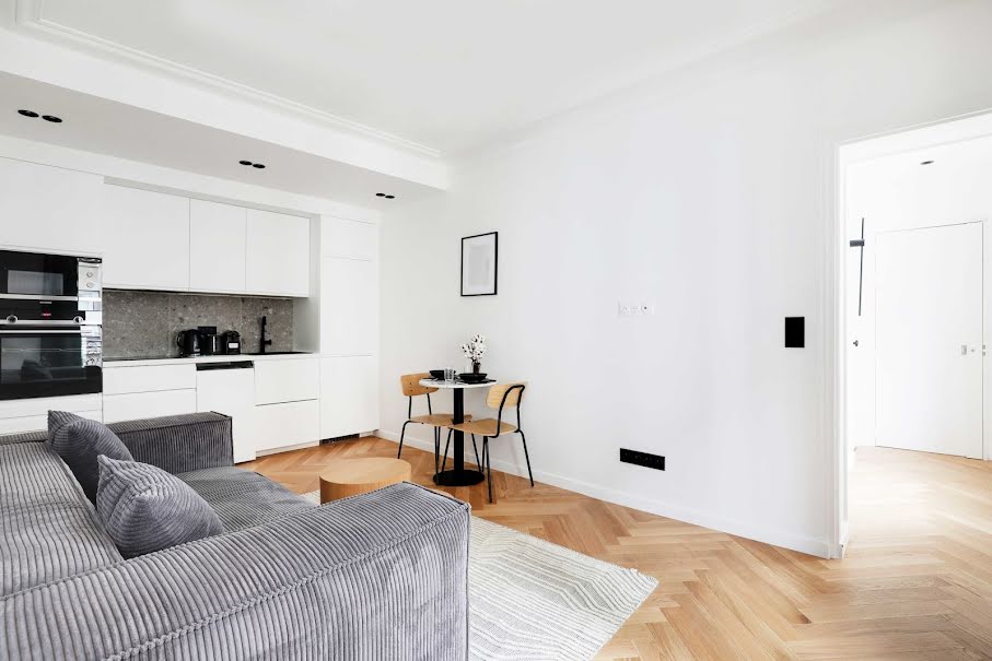 Location meublée appartement 2 pièces 42 m² à Saint-mande (94160), 1 778 €