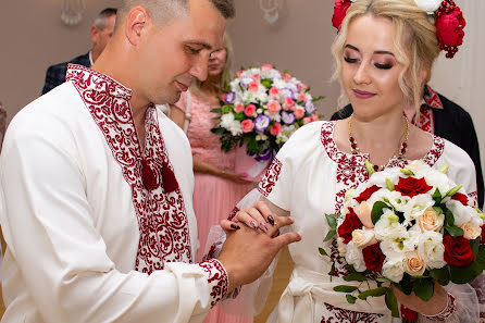 Fotografo di matrimoni Krіstіna Batovska-Benik (chrisb). Foto del 28 agosto 2019