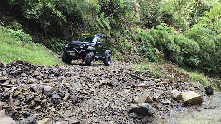 ジムニーシエラのモモ蔵さんが投稿したカスタム事例の投稿画像6枚目