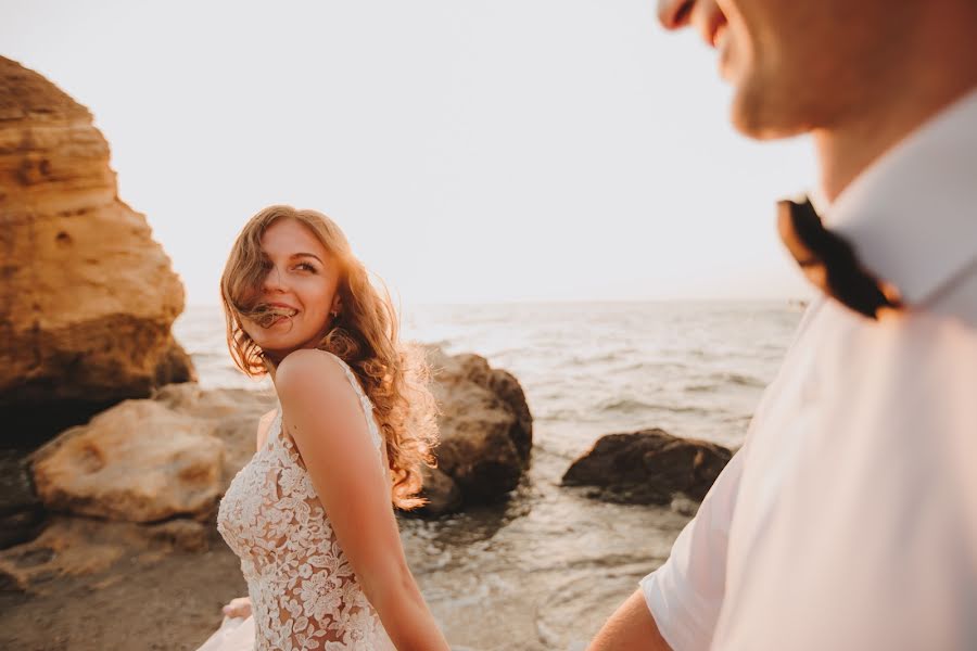 Wedding photographer Aleksandr Meloyan (meloyans). Photo of 13 February 2019