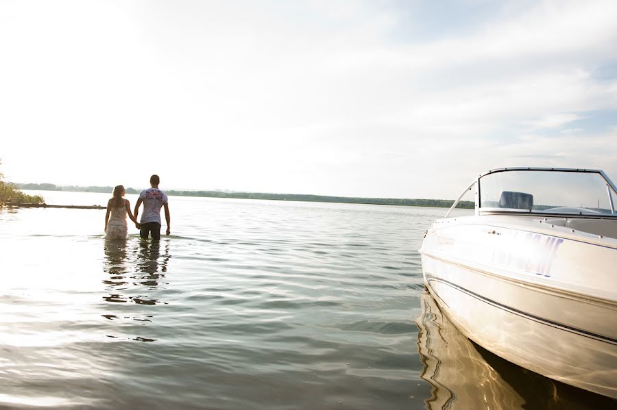 Wedding photographer Oleg Solovykh (romamtik). Photo of 11 June 2013