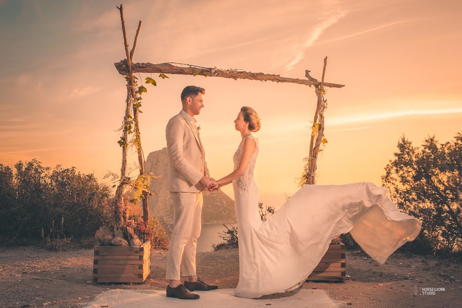 Fotografo di matrimoni Dave Suñol (horsework). Foto del 30 giugno 2018