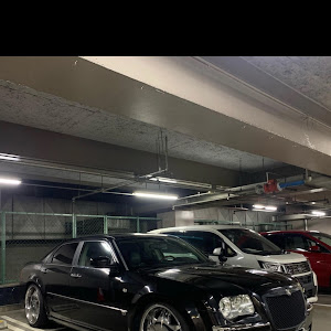 300C LX57