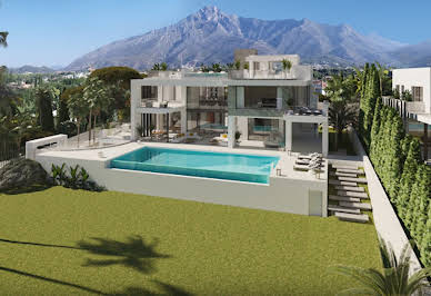 Villa with pool 8