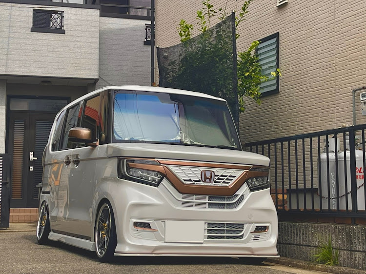 Nボックスカスタムのマジックアワーと愛車・コレってマジックアワー？・いつもイイネ&コメントありがとうございます🙇‍♂️・マジックアワー・車高調整に関するカスタム事例の投稿画像5枚目