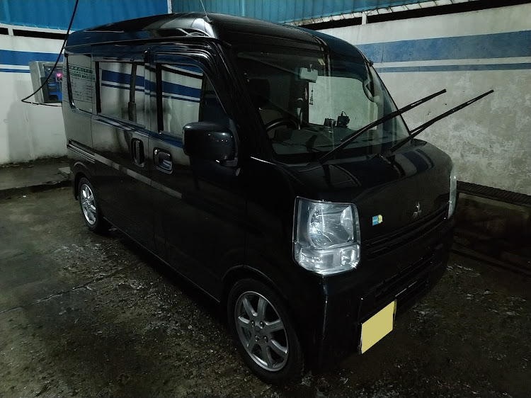 ミニキャブバンの夜間洗車部・いいねをありがとう・寒いけど洗車・融雪剤でちょ〜きったね！に関するカスタム事例の投稿画像4枚目