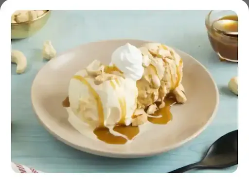 Golden Affair Sundae