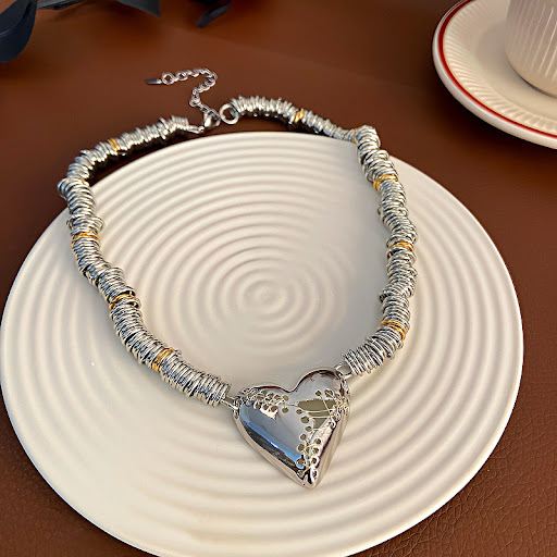 Title 12, Cold Style Necklace Hot Girl Love Womens Short...